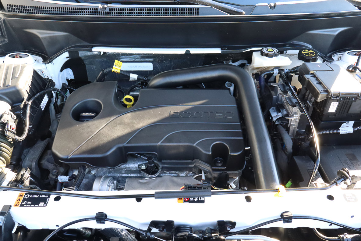 Used 2024 GMC Terrain SLE image 18