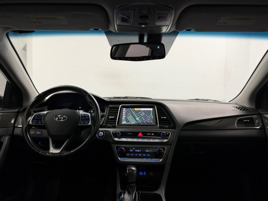 Used 2019 Hyundai Sonata Limited w/ Ultimate Package 04 FWD image 47