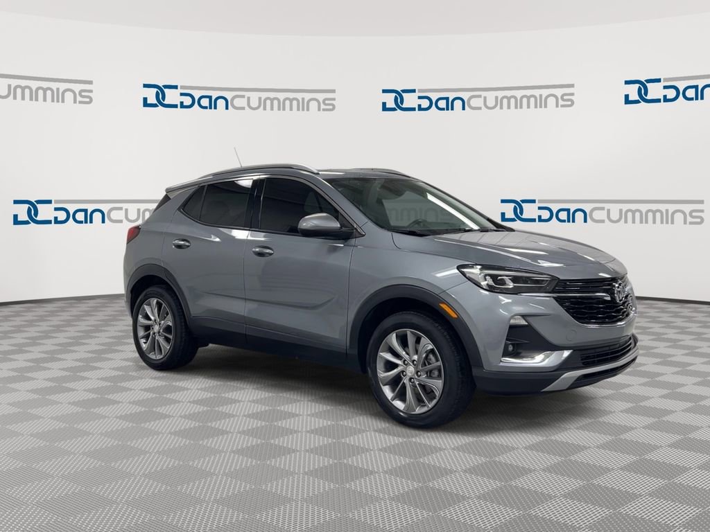 Used 2023 Buick Encore GX Essence w/ Experience Buick Package AWD/4WD image 2