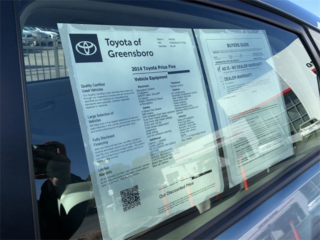 Used 2014 Toyota Prius Four image 35
