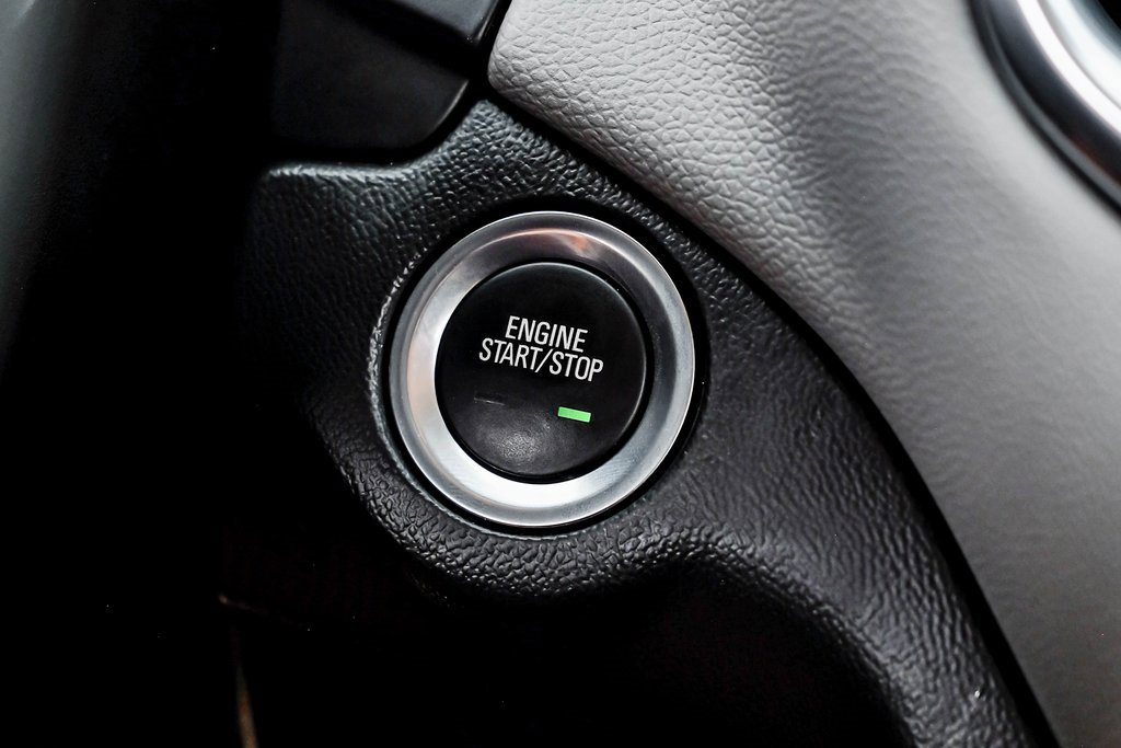 Used 2022 Chevrolet Equinox LS image 24