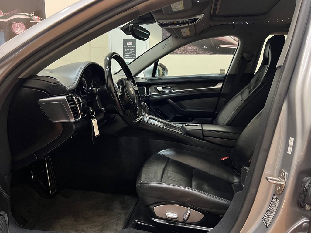 Used 2011 Porsche Panamera 4 AWD/4WD image 15