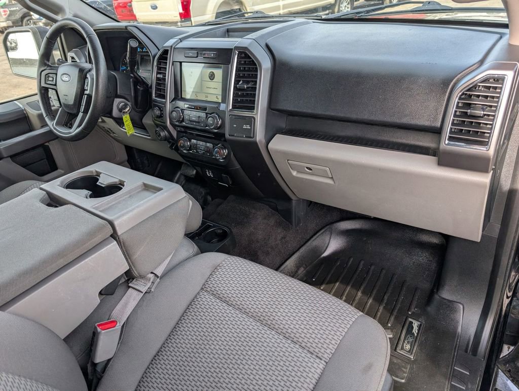 Used 2016 Ford F150 XLT w/ Equipment Group 302A Luxury image 46
