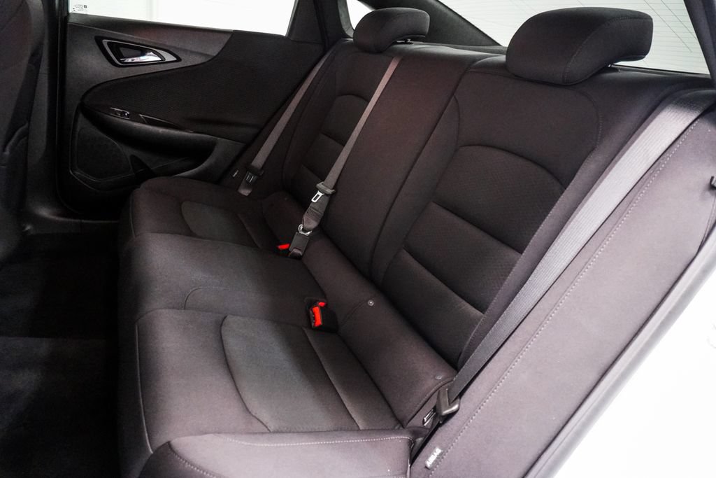 Used 2024 Chevrolet Malibu LS FWD image 7