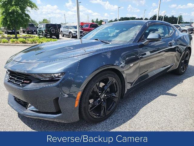 Used 2020 Chevrolet Camaro LT w/ RS Package image 4