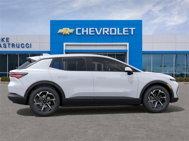 New 2026 Chevrolet Equinox EV LT image 3