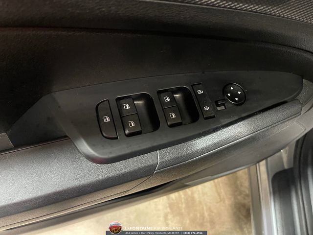 Used 2025 Kia Sportage LX image 11