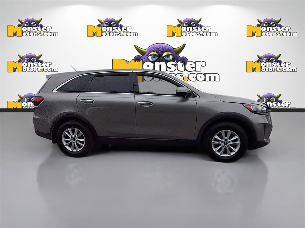 Used 2019 Kia Sorento L image 4
