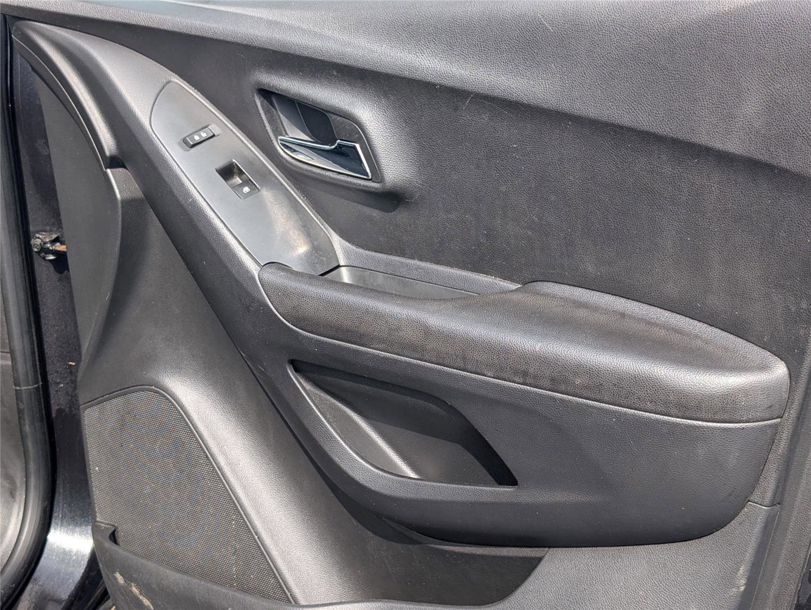 Used 2016 Chevrolet Trax LT image 36