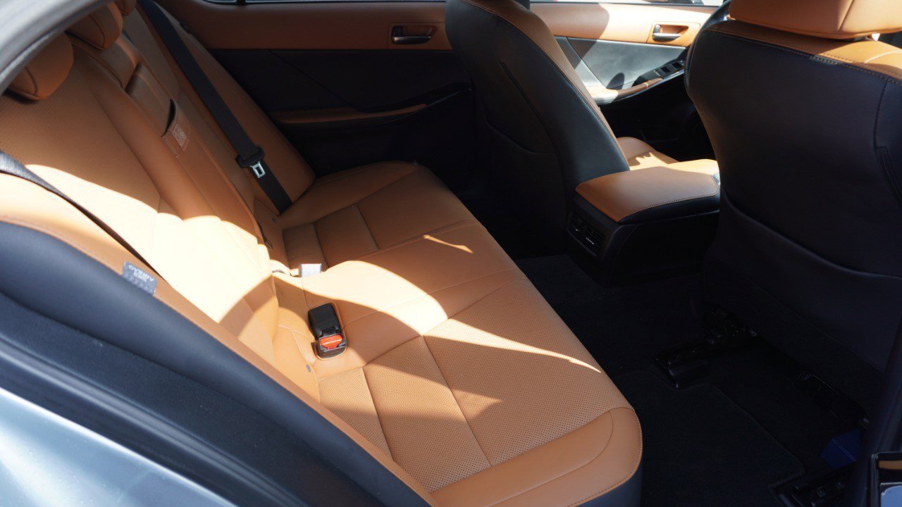 Used 2023 Lexus IS 350 F Sport image 10