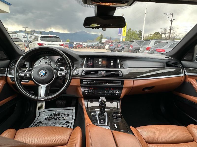 Used 2015 BMW 550i Sedan RWD image 24