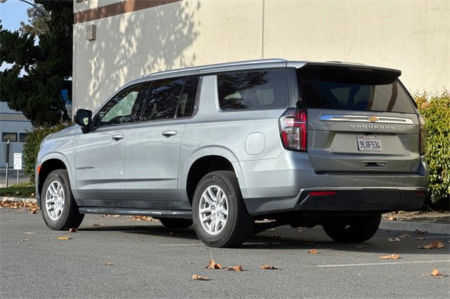 Used 2024 Chevrolet Suburban LT image 6