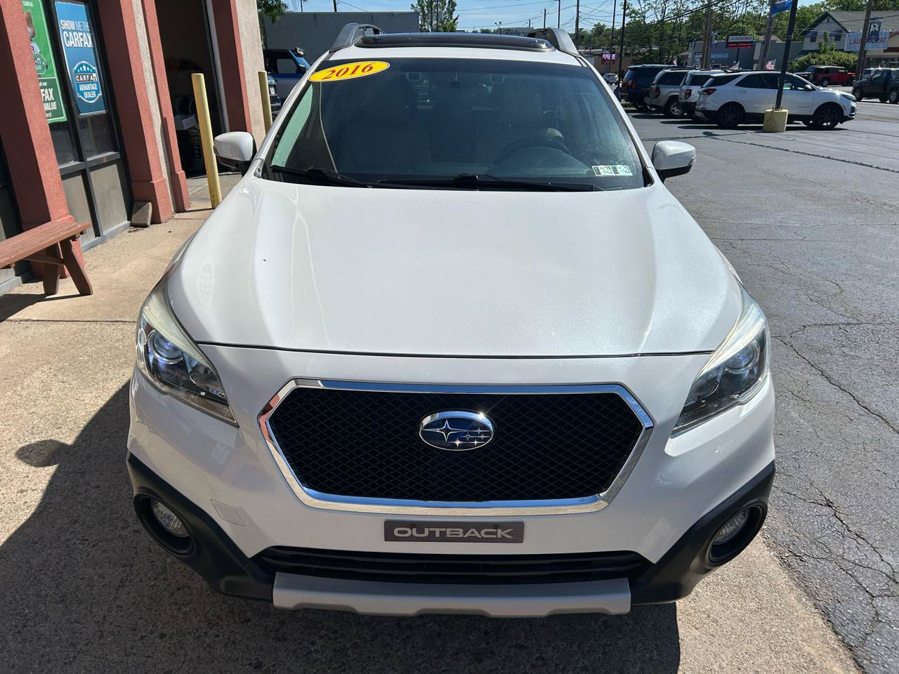Used 2016 Subaru Outback 2.5i Limited AWD/4WD image 8