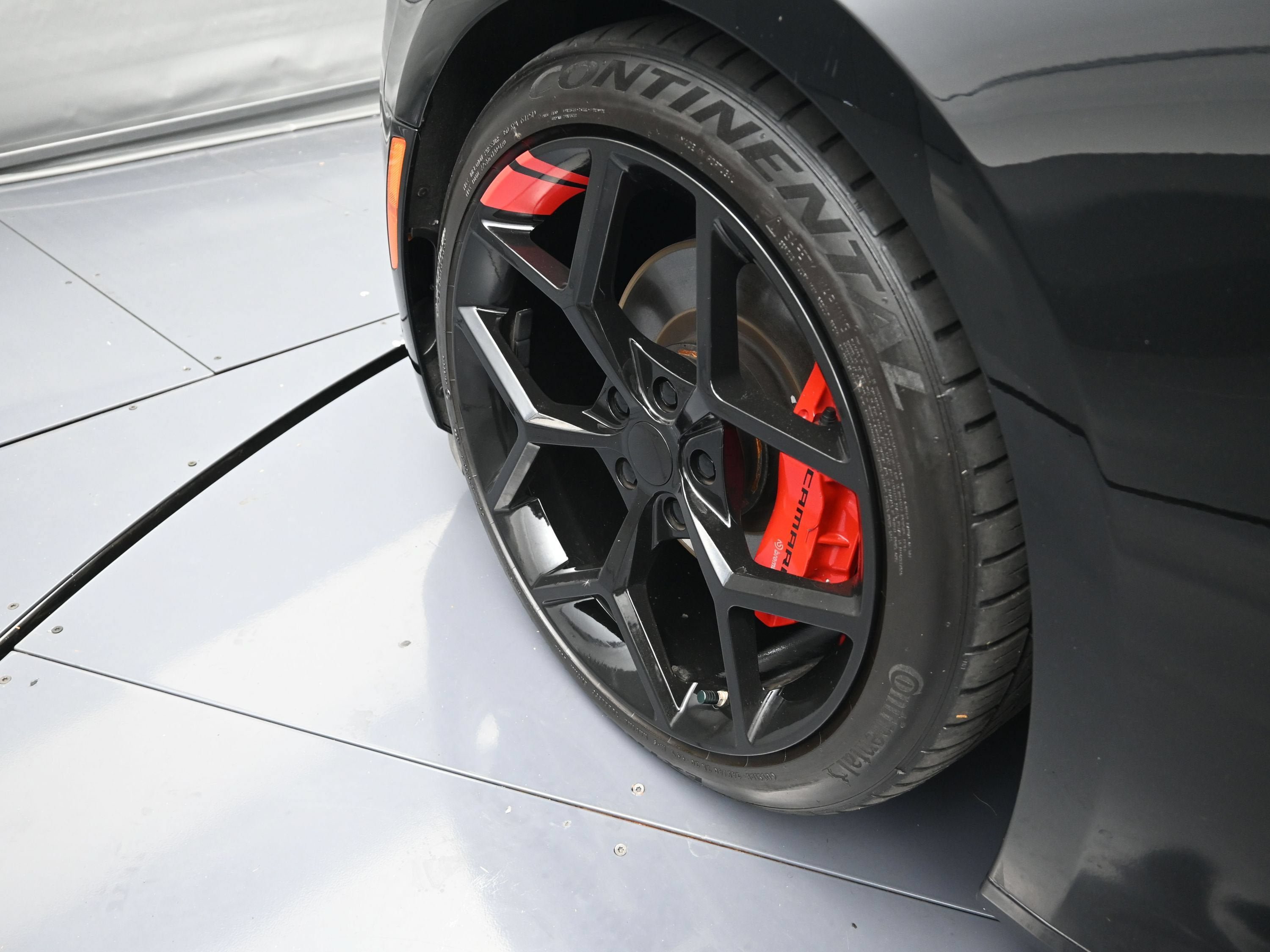 Certified 2021 Chevrolet Camaro SS RWD image 30