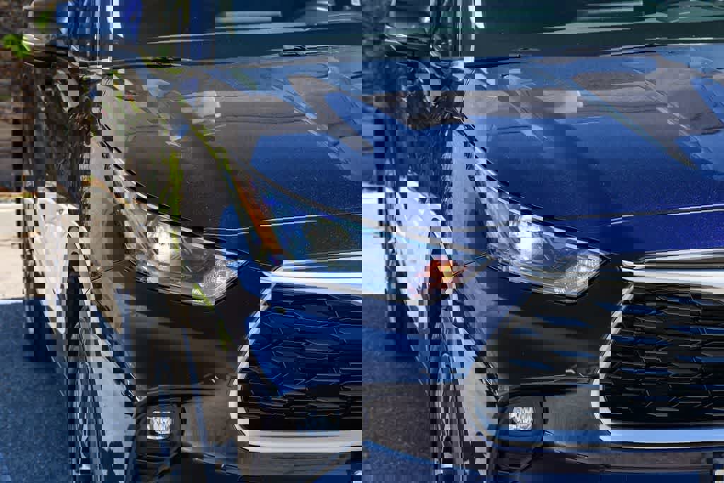 Used 2023 Toyota Highlander XLE image 4