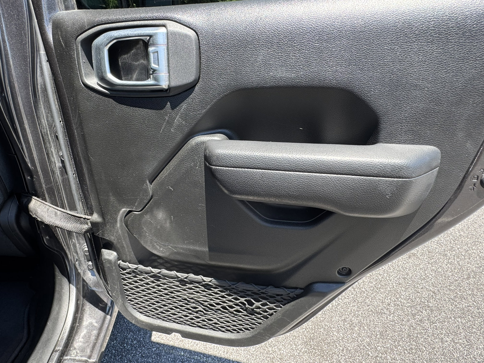 Used 2024 Jeep Gladiator Sport AWD/4WD image 18