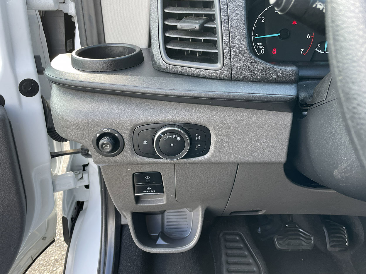 Used 2024 Ford Transit 350 XLT image 39