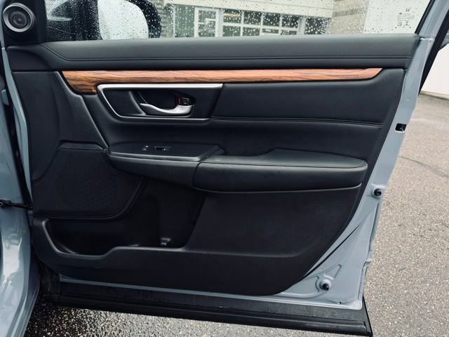 Used 2022 Honda CR-V Touring image 16