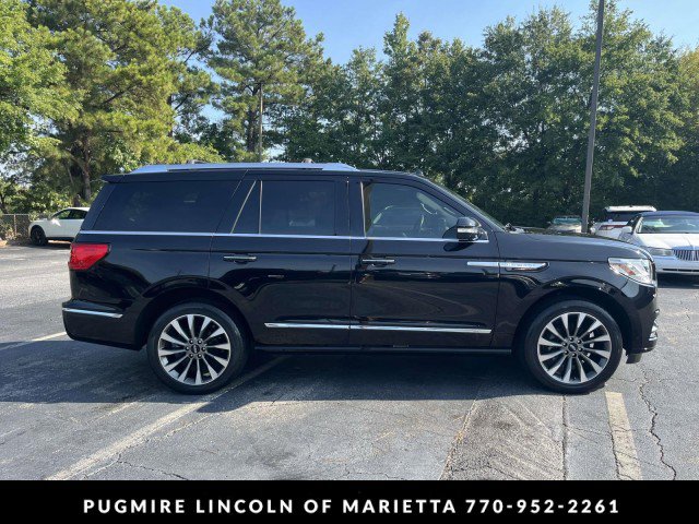 Used 2021 Lincoln Navigator Reserve w/ Luxury Package AWD/4WD image 8