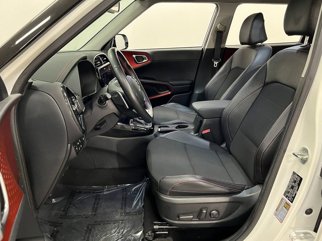 Used 2022 Kia Soul Turbo image 10