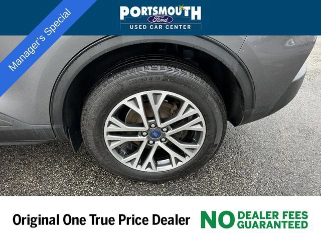 Used 2022 Ford Escape SEL w/ Technology Package AWD/4WD image 29