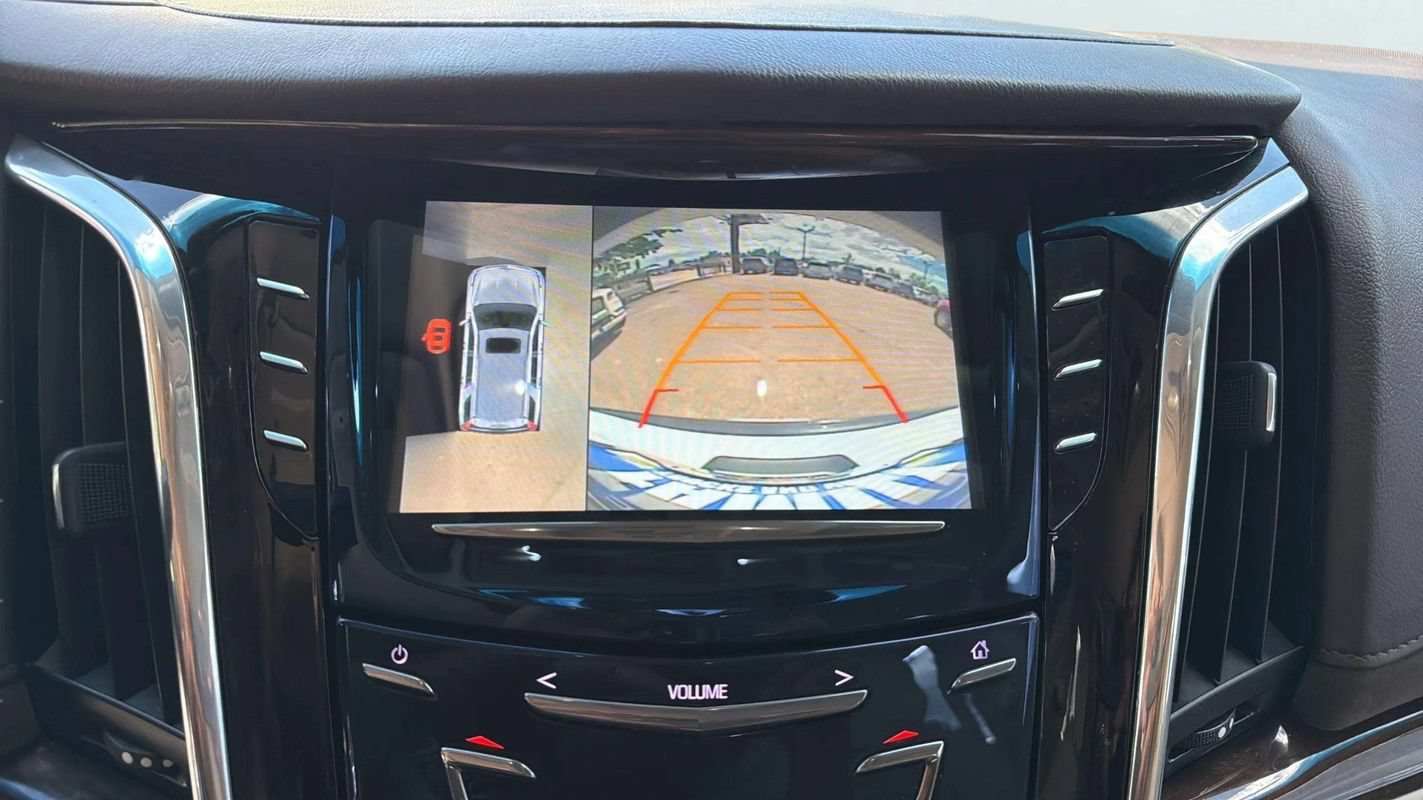 Used 2016 Cadillac Escalade Premium AWD/4WD image 15