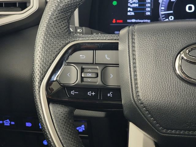 Used 2024 Toyota Tundra Limited AWD/4WD image 27