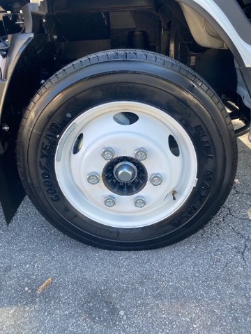 Used 2024 Isuzu NPR image 30