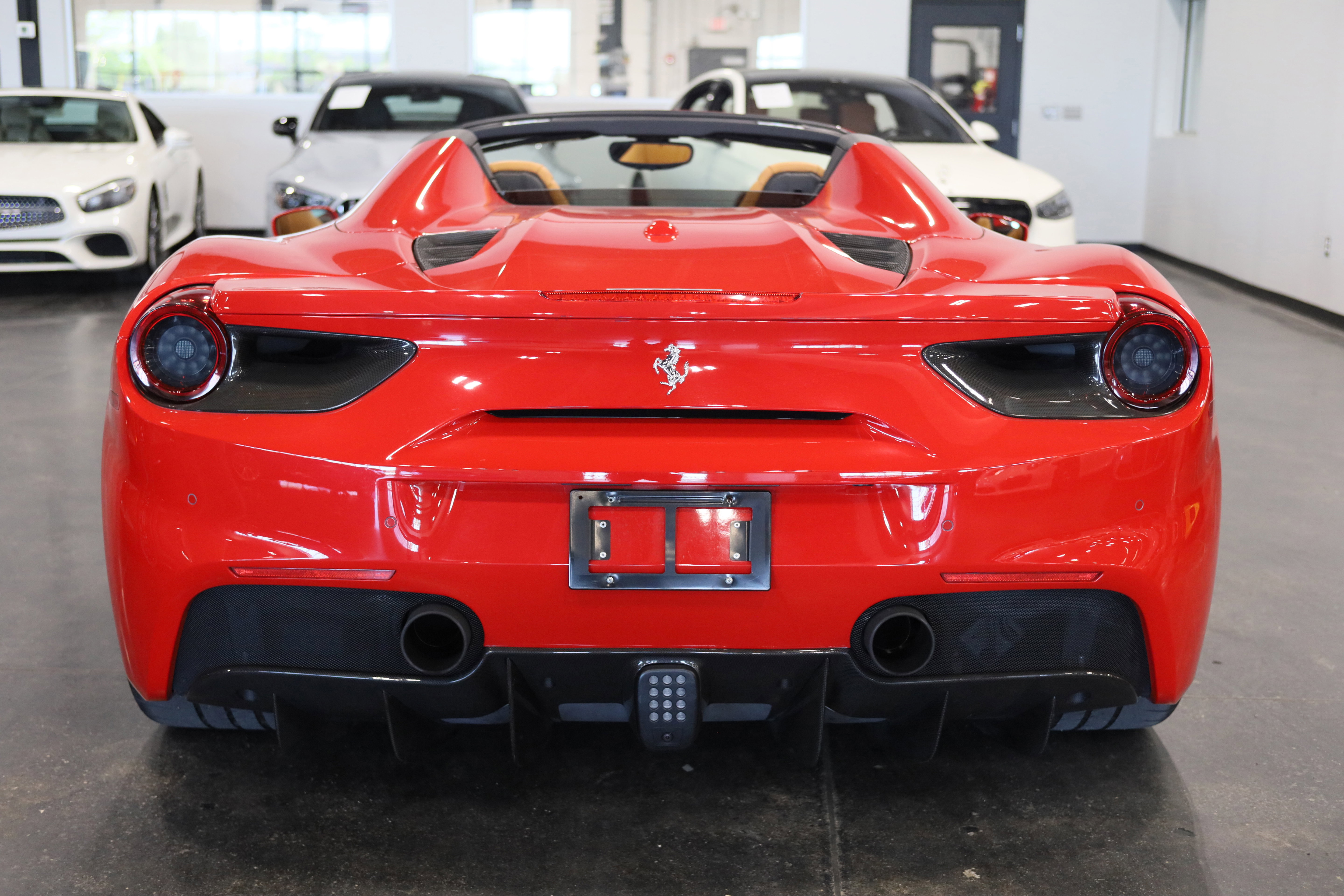 Used 2019 Ferrari 488 Spider image 5