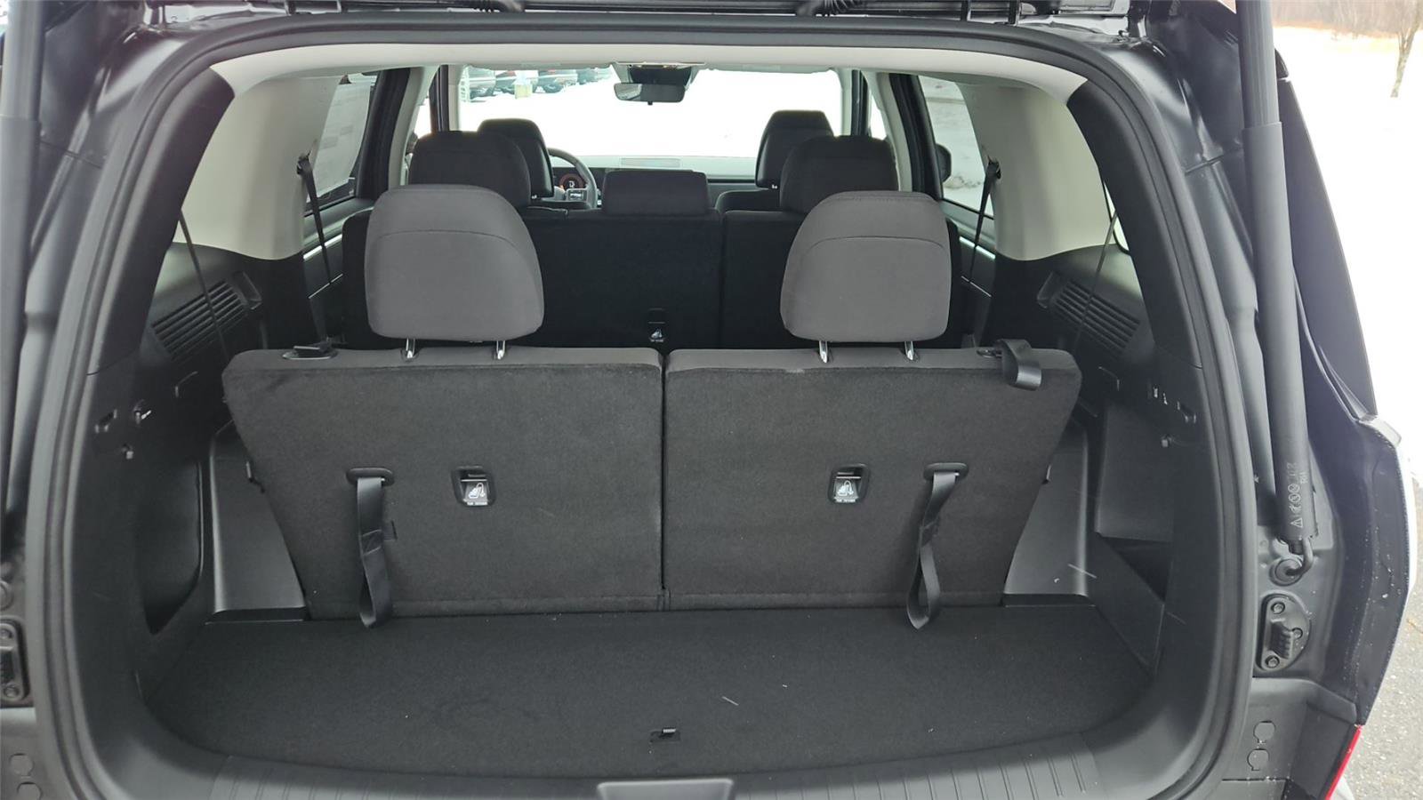 New 2026 Hyundai Santa Fe SE image 13