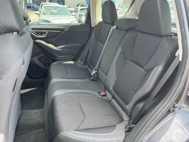 Used 2023 Subaru Forester Premium AWD/4WD image 27