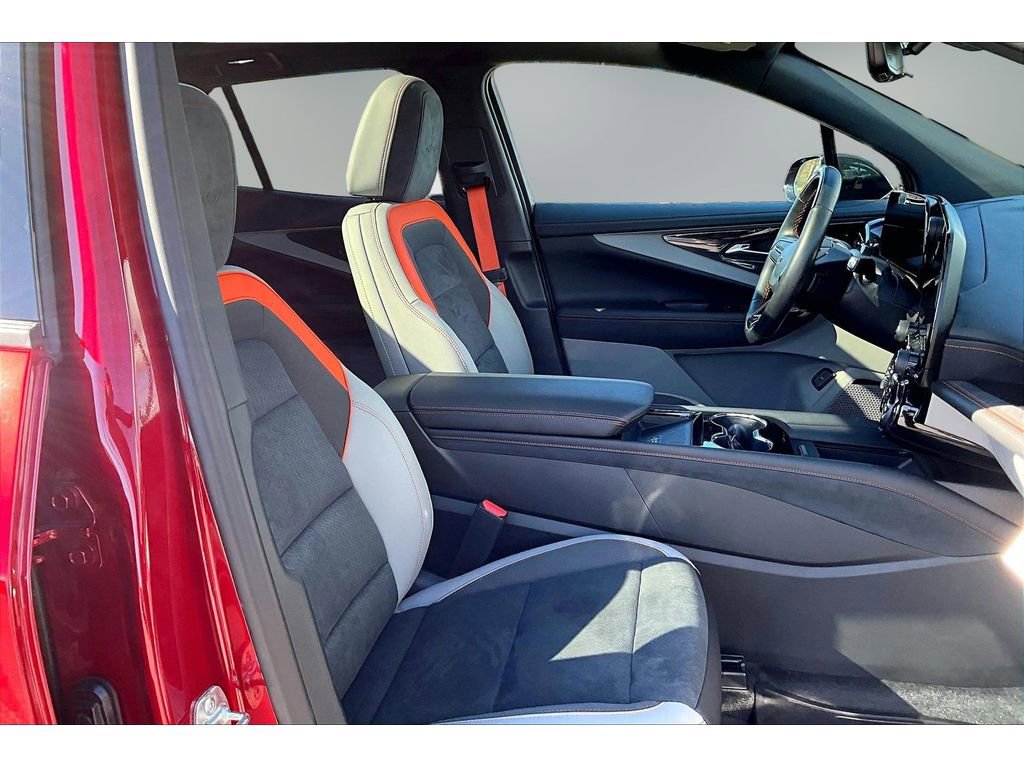 Used 2025 Chevrolet Blazer EV SS w/ LPO, All-Weather Mat Package AWD/4WD image 29