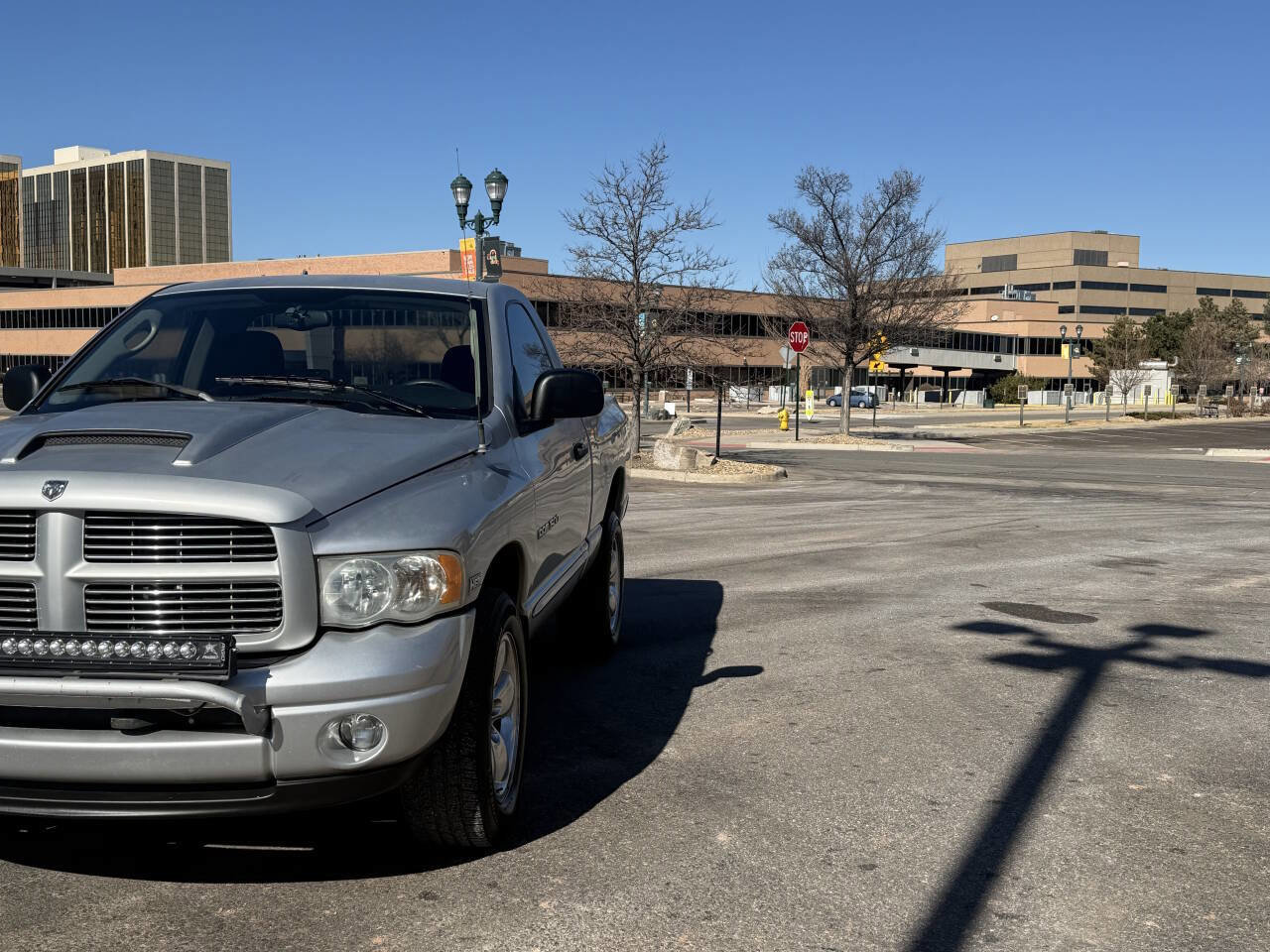 Used 2004 Dodge Ram 1500 Truck SLT w/ Sport Appearance Group image 2