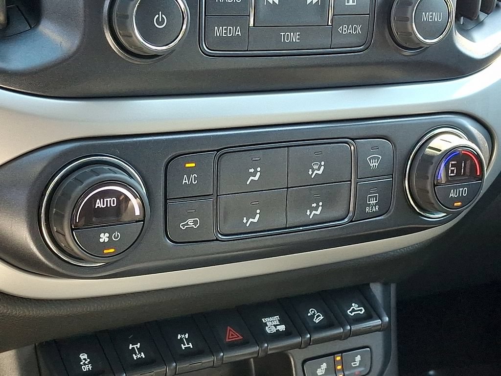 Used 2018 Chevrolet Colorado ZR2 w/ LPO, Premium Interior Package AWD/4WD image 15
