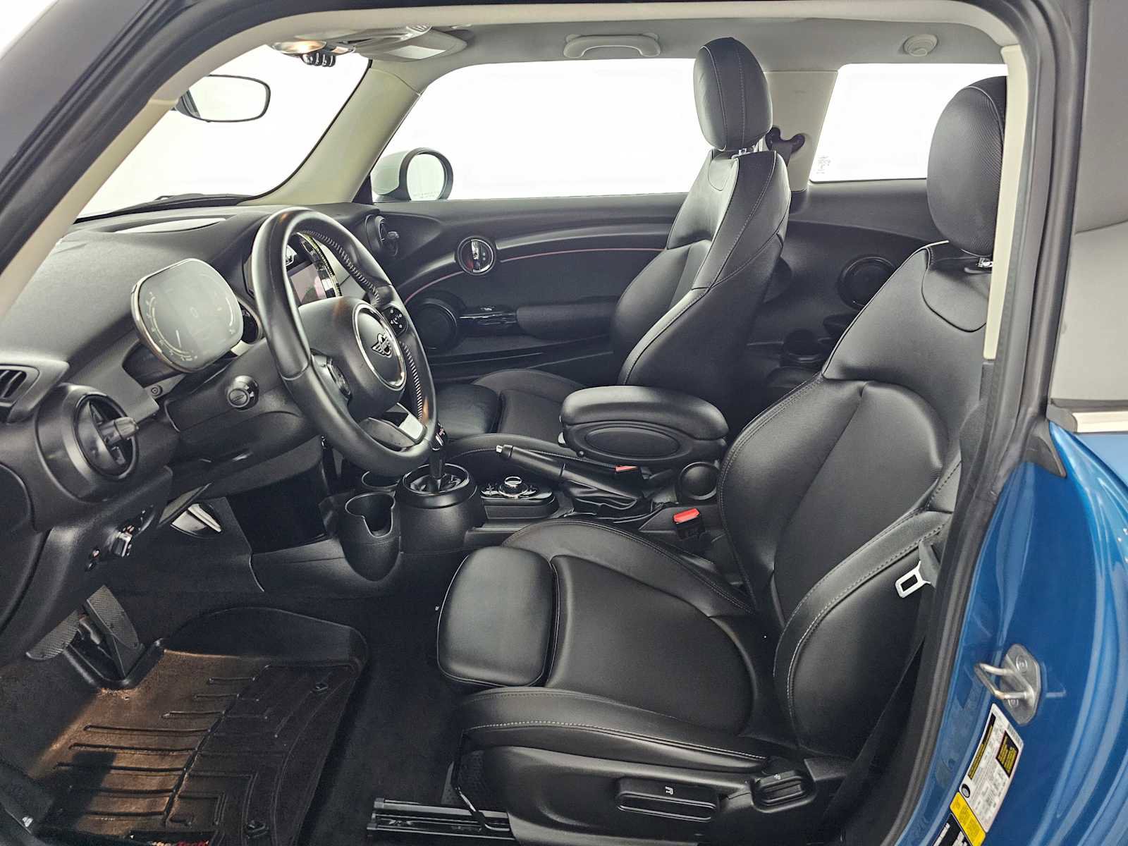 Used 2022 MINI Cooper S image 16