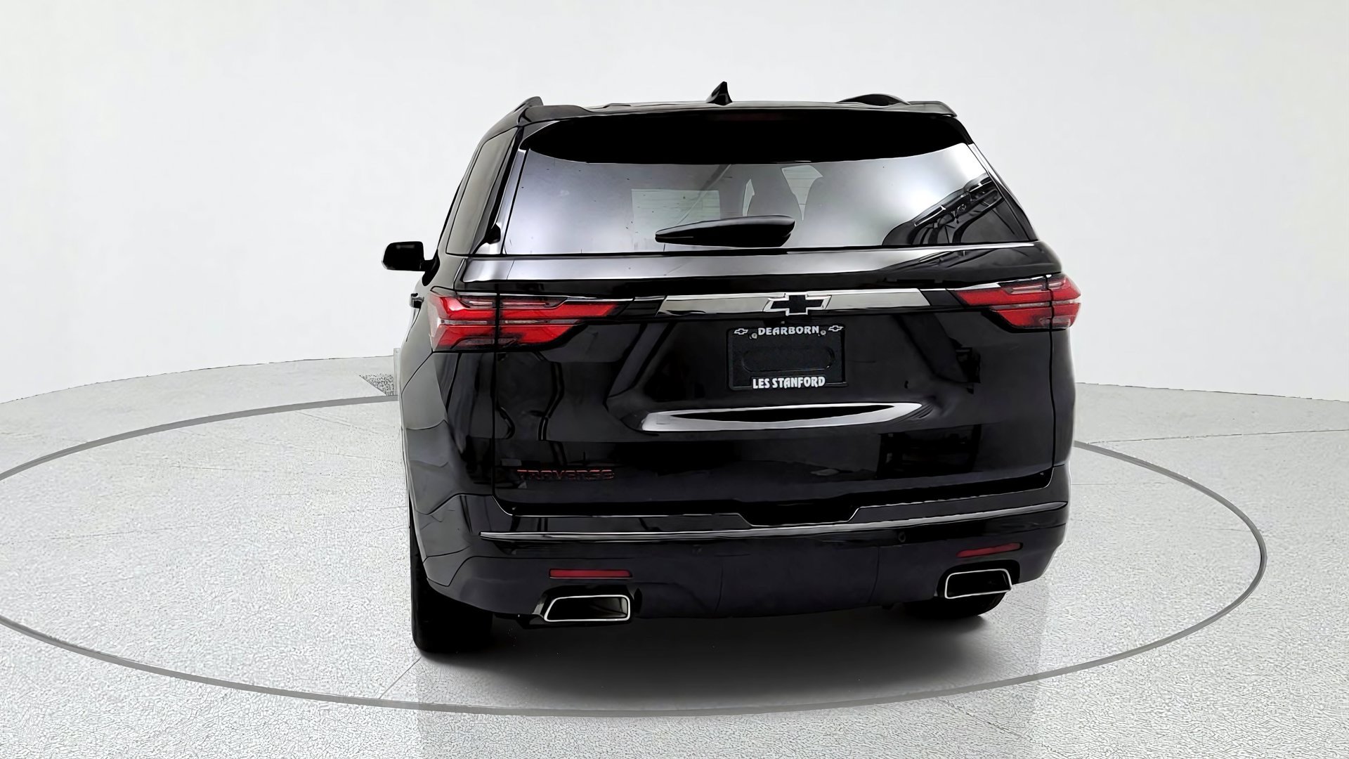 Certified 2023 Chevrolet Traverse Premier w/ Redline Edition FWD image 4