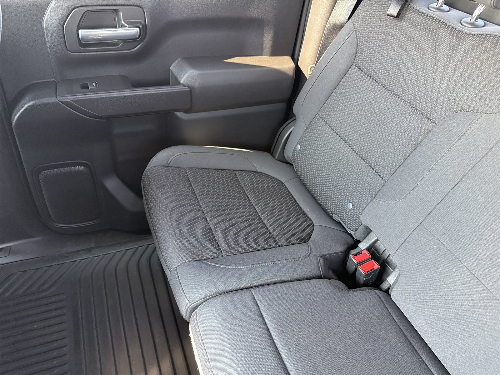 Used 2021 Chevrolet Silverado 1500 Custom w/ Safety Confidence Package AWD/4WD image 12