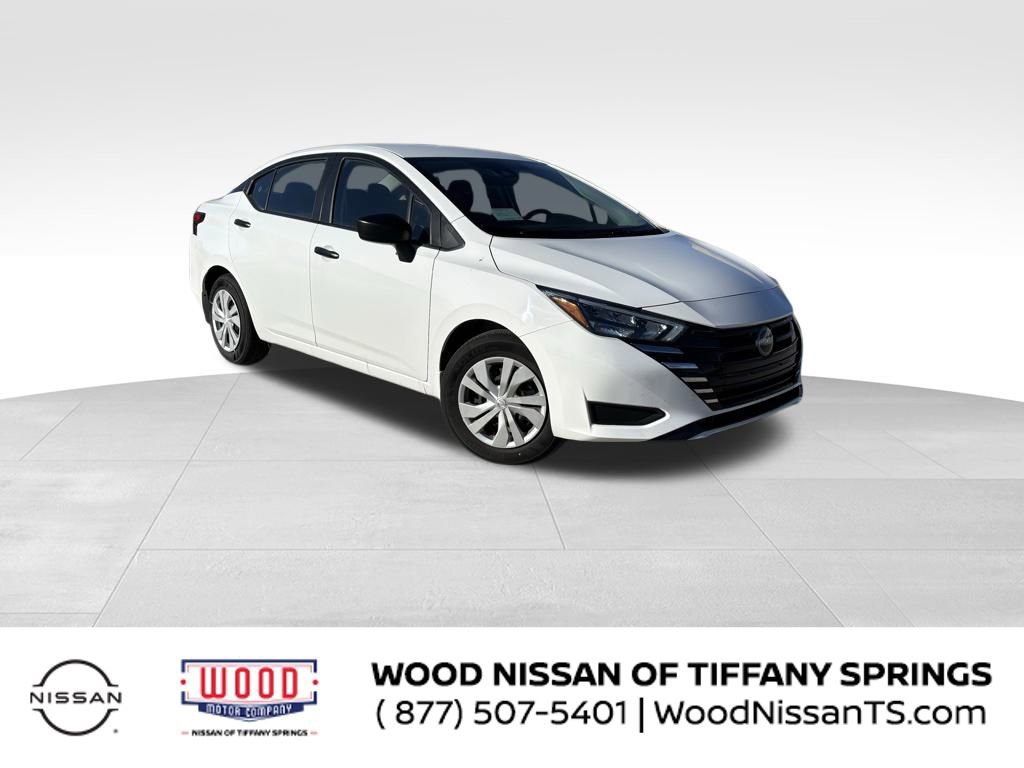Used 2025 Nissan Versa S w/ Trunk Package image 1
