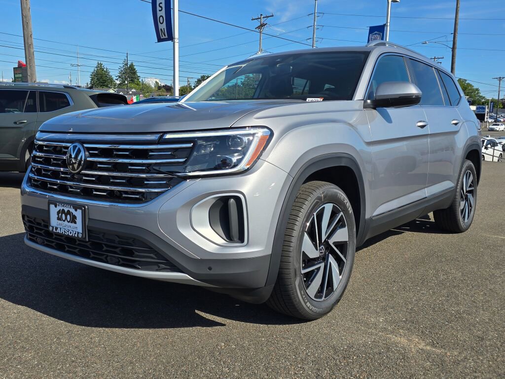 New 2025 Volkswagen Atlas SEL image 8