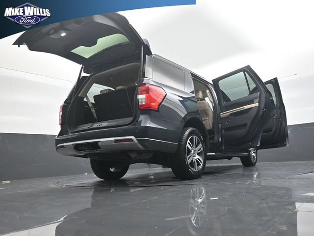 Used 2023 Ford Expedition XLT RWD image 29