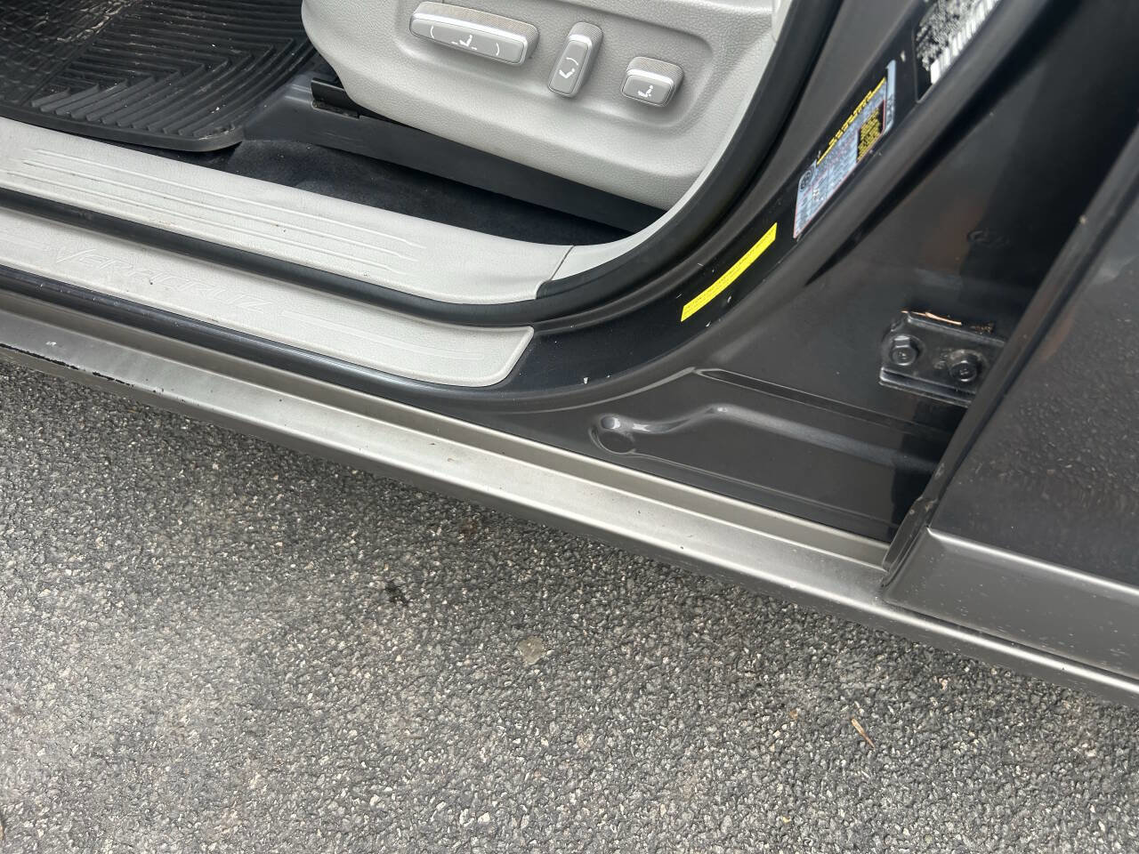 Used 2011 Hyundai Veracruz GLS image 9