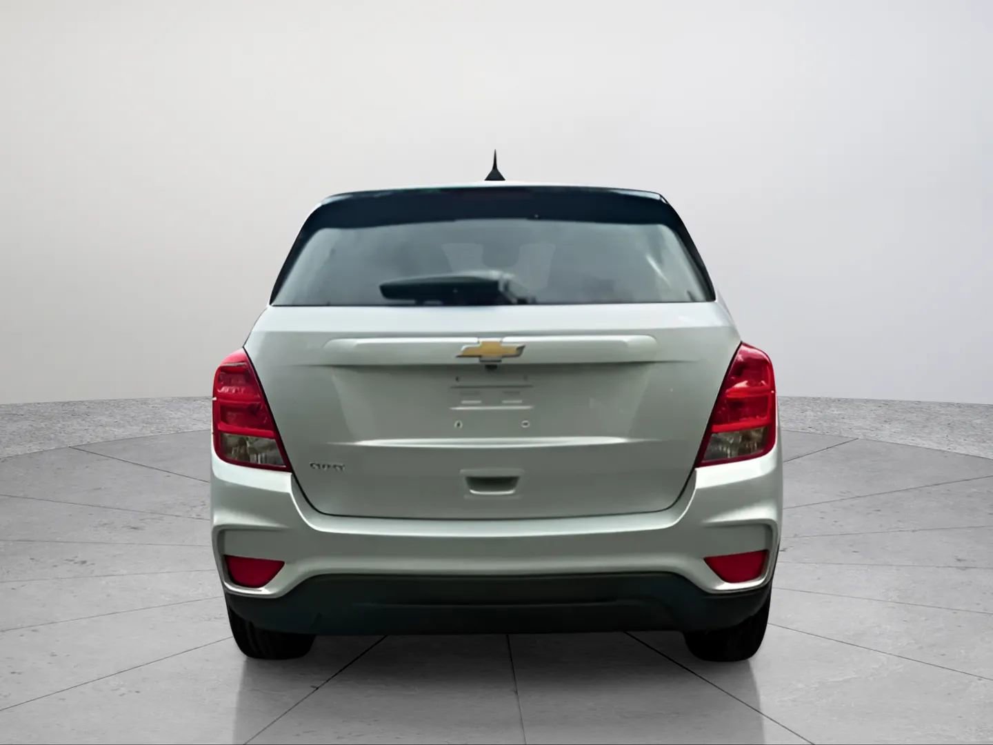 Used 2020 Chevrolet Trax LS w/ Tint and Cruise Package image 16