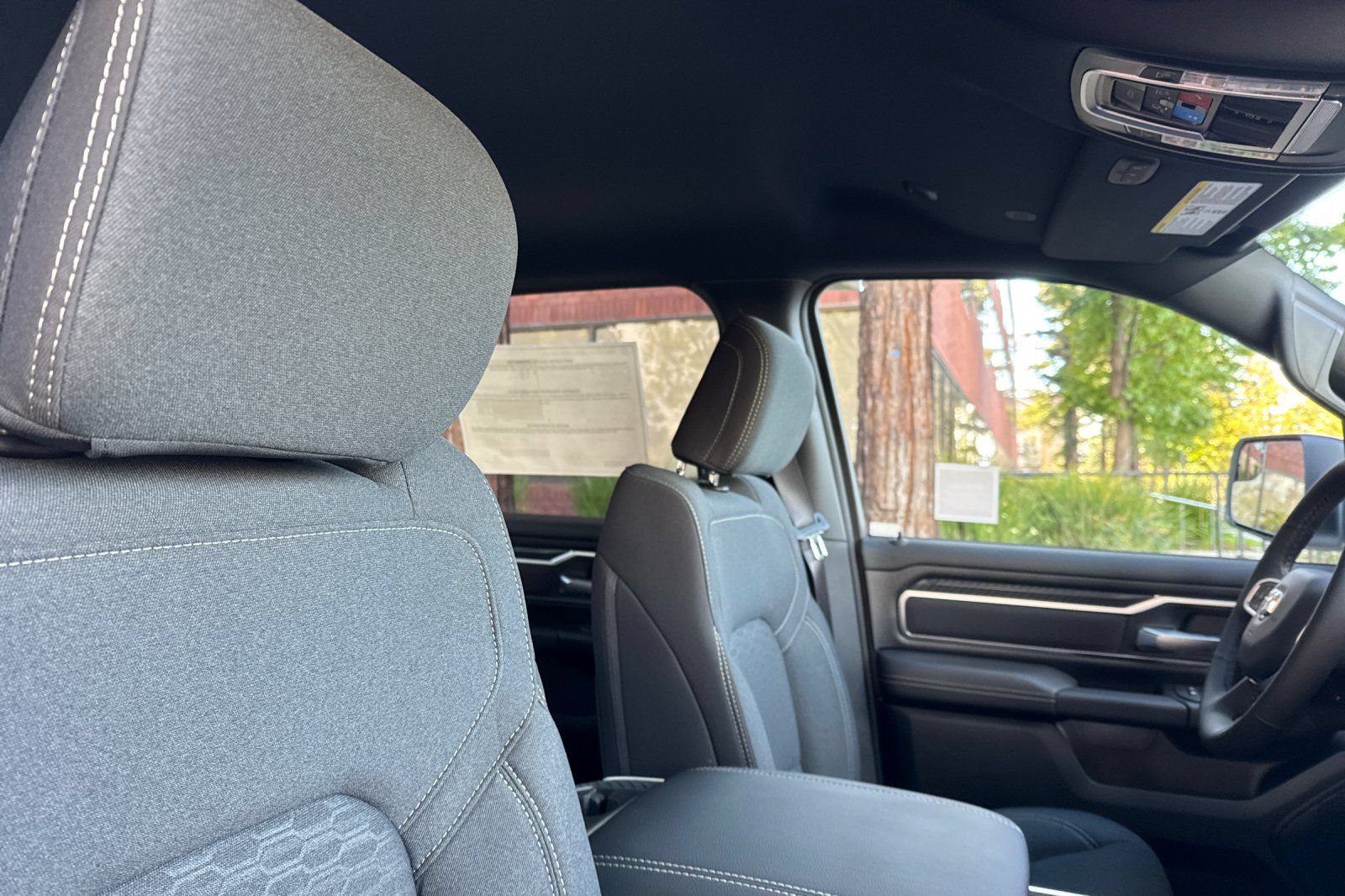New 2026 RAM 1500 Big Horn AWD/4WD image 15