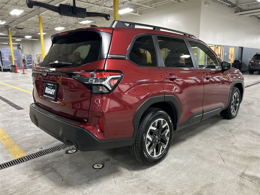 Certified 2025 Subaru Forester Premium image 8