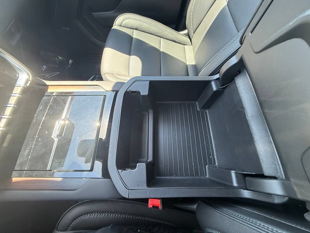 Used 2026 GMC Yukon XL Denali w/ Sun & Power Step Package AWD/4WD image 15