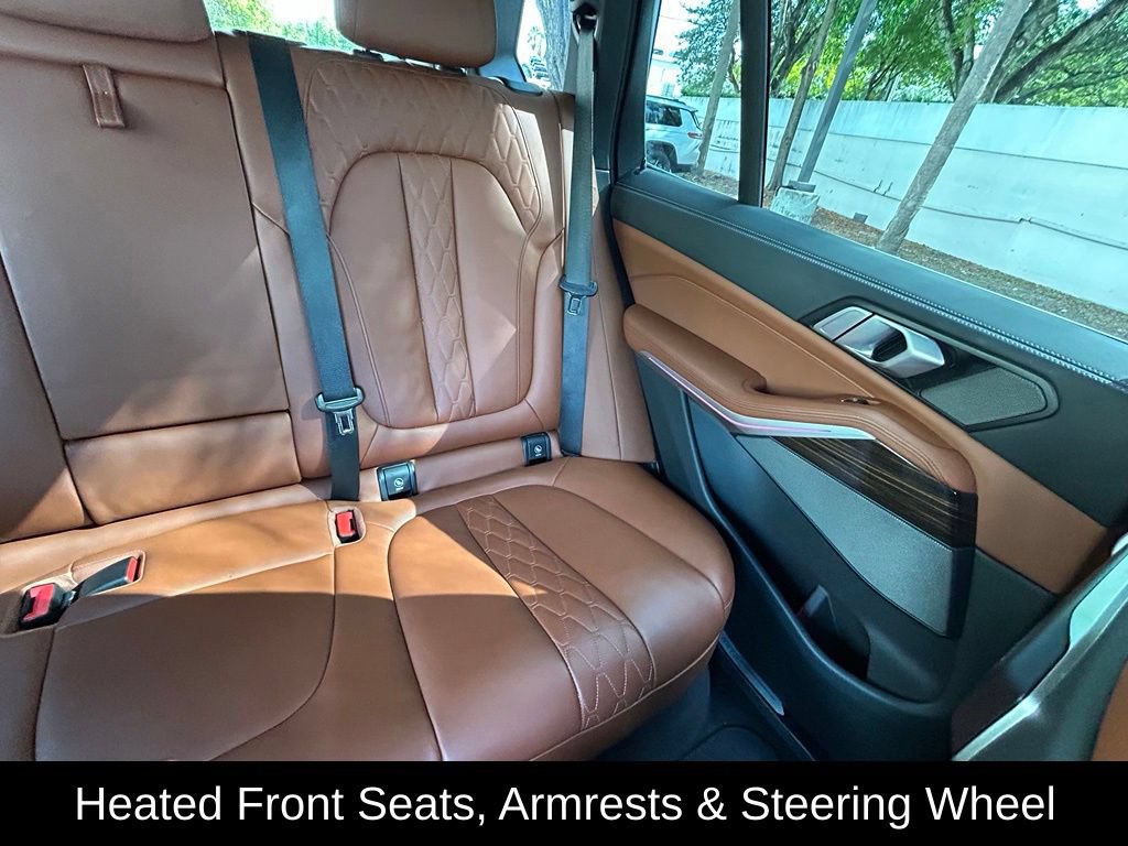 Used 2025 BMW X5 xDrive50e AWD/4WD image 14