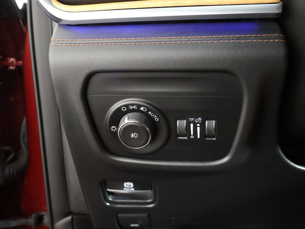 Used 2021 Jeep Grand Cherokee L Summit image 46