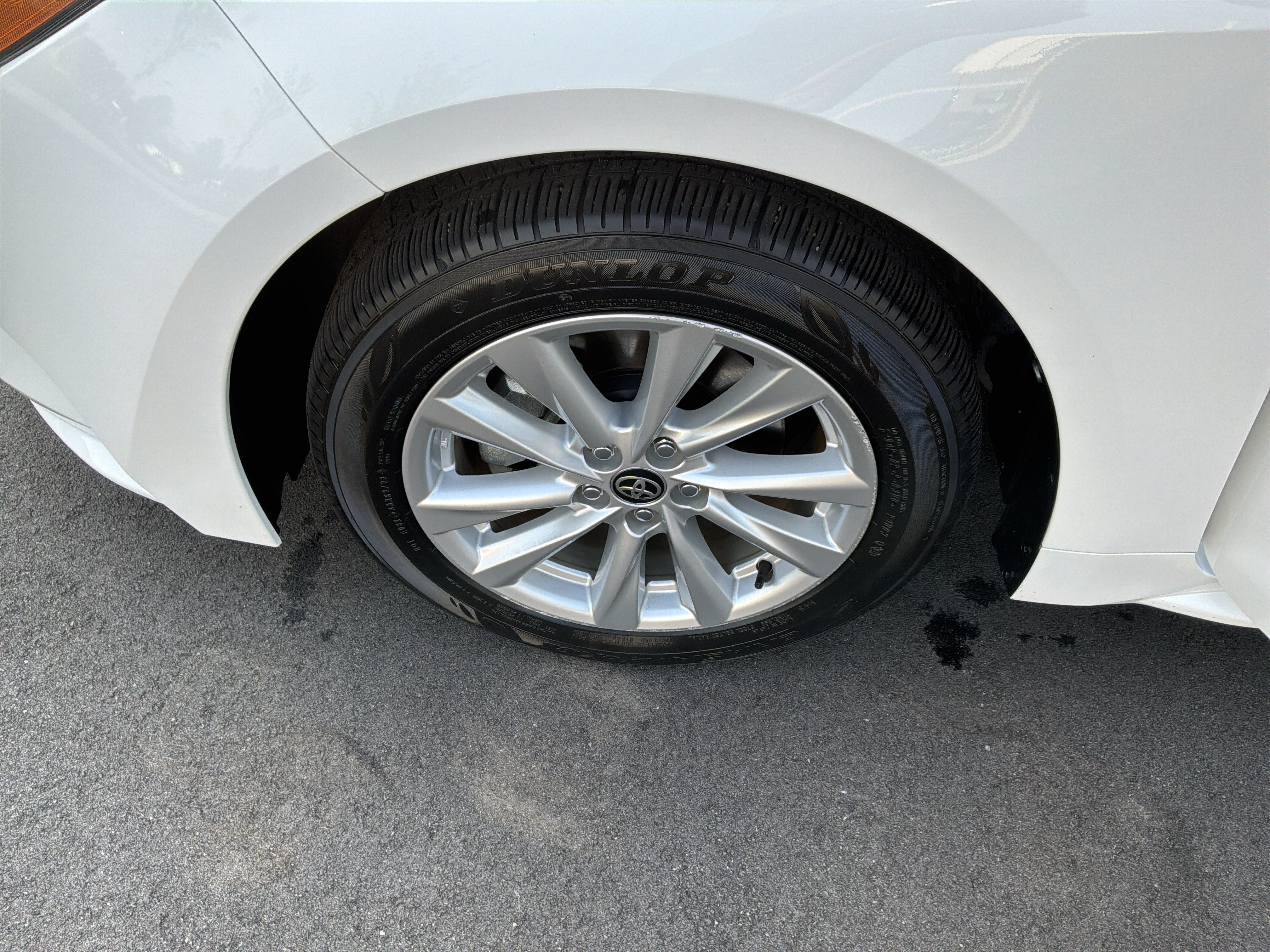 Used 2023 Toyota Corolla XLE FWD image 13