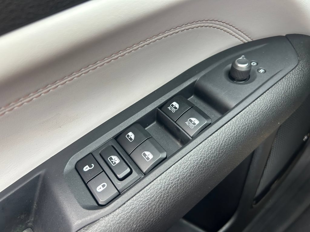 Certified 2022 Jeep Compass Limited AWD/4WD image 22