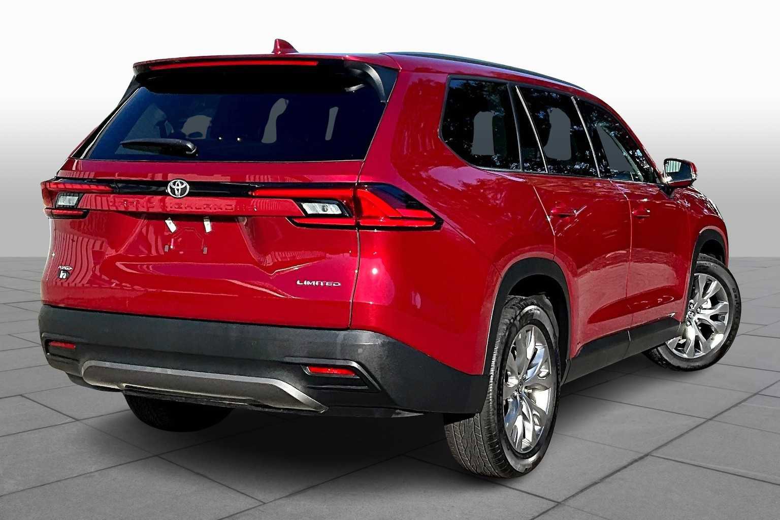 Used 2024 Toyota Grand Highlander Limited image 11